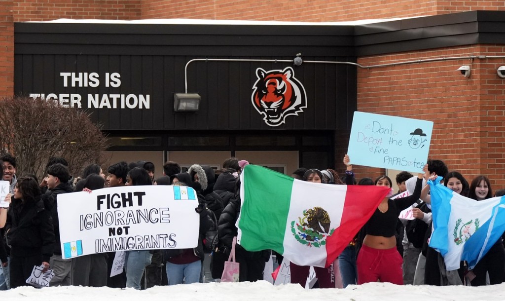 students protest ICE in the Hudson Valley