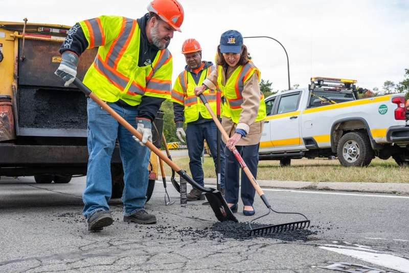 Filling in New York potholes