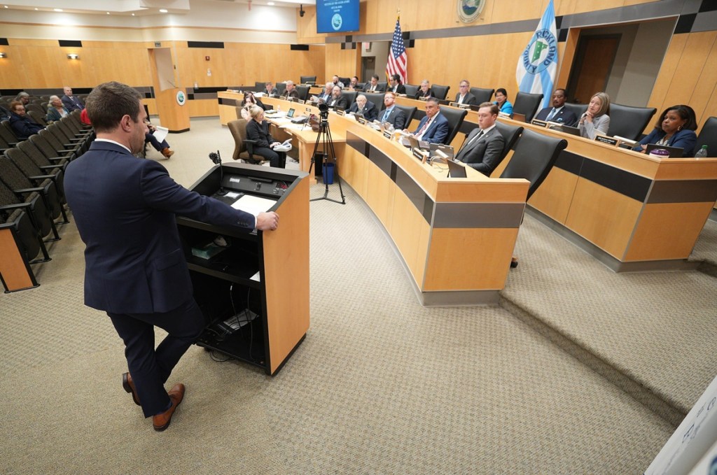 legislators discuss domestic violence solutions
